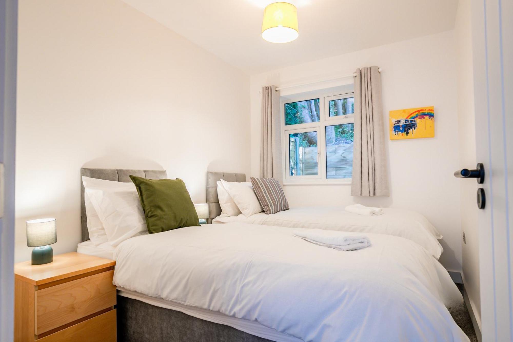 Host & Stay - Croydon Road Apartments Caterham Exterior photo